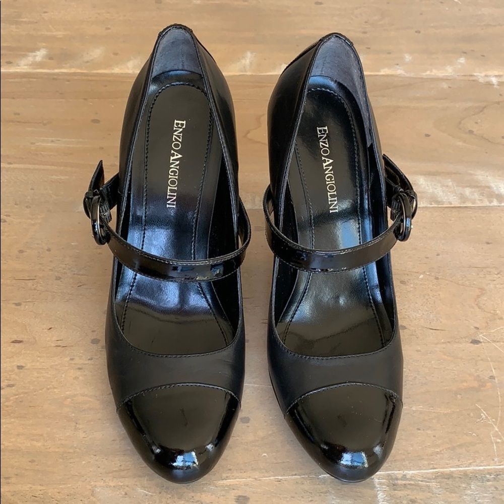 Enzo Angiolini Mary Jane pumps